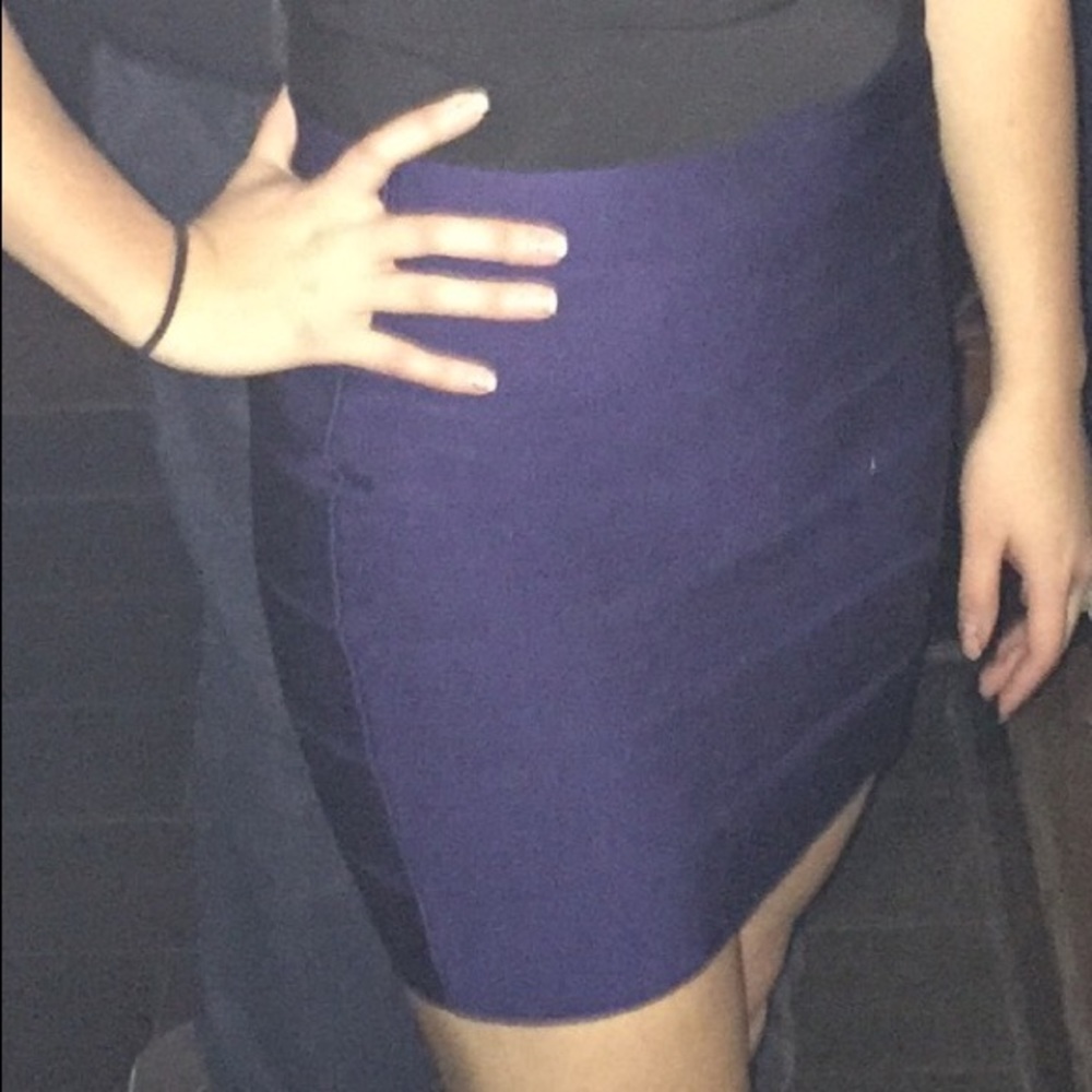 Bebe skirt